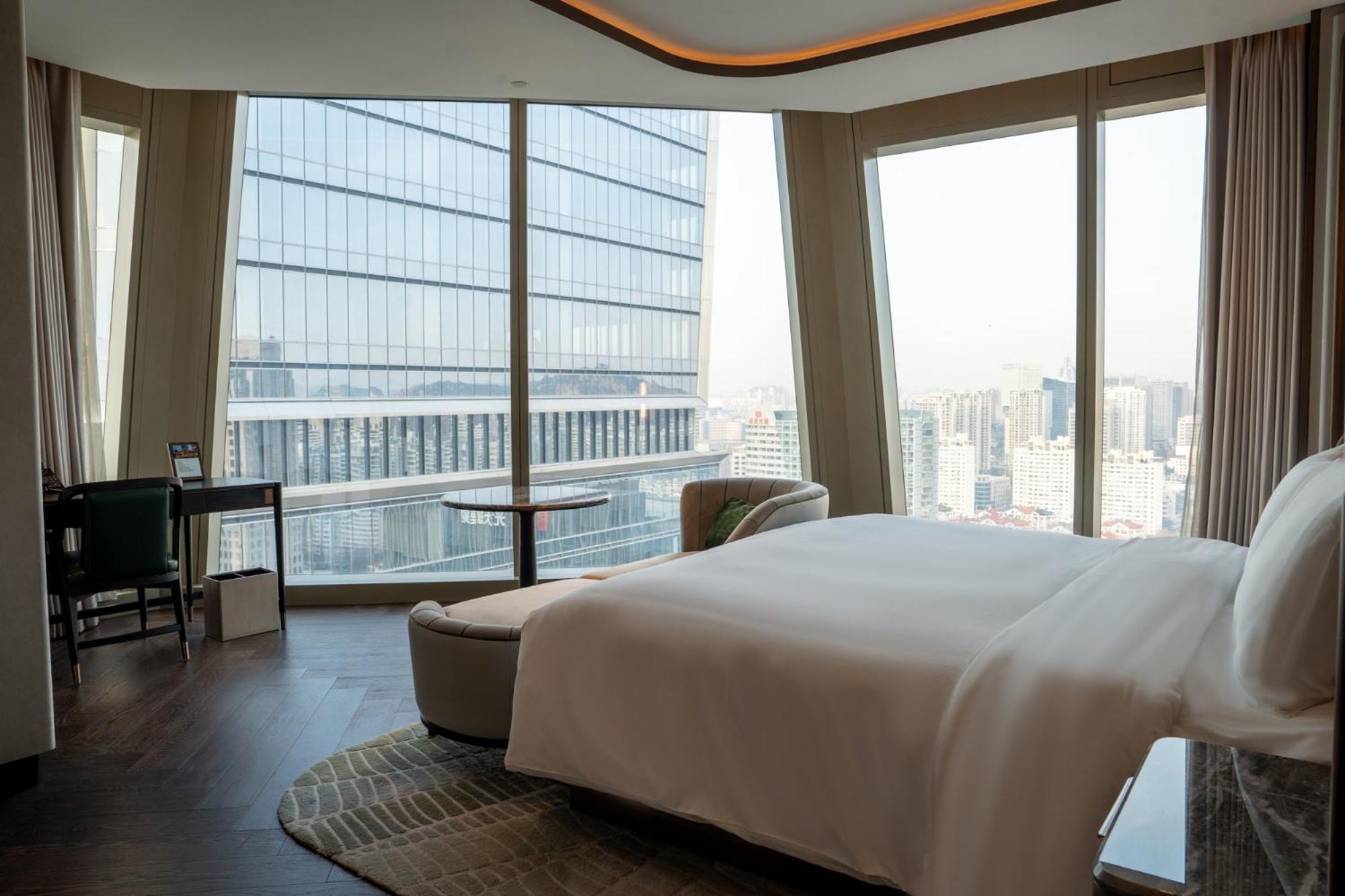 Mgm Qingdao Hotel Exterior photo